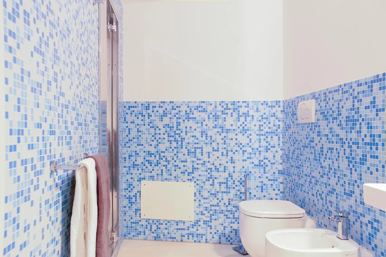 Centrale Mazzoni 15 Venice Apartment